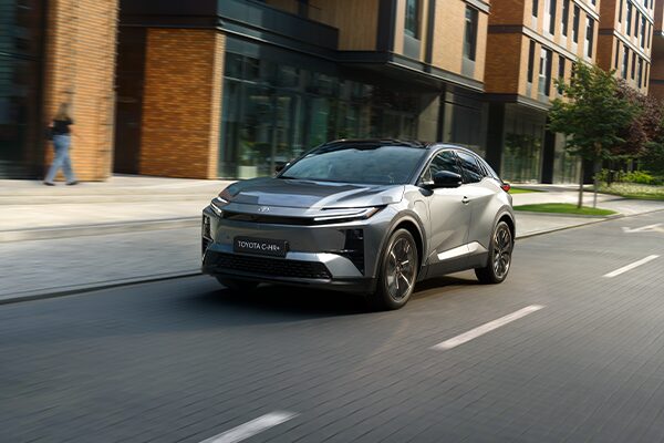 Untitled-2_0001_TOY_C-HR+_2025_TME_IMG_10