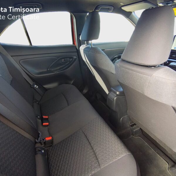Yaris Cross-4