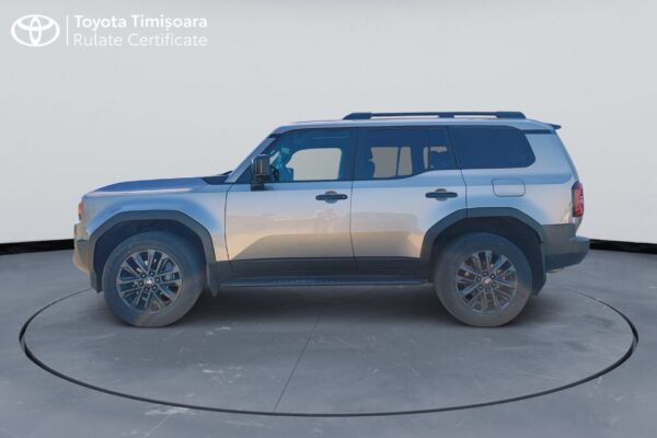Land Cruiser-3