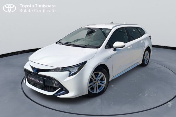 Toyota Corolla 1.8 HEV Business-0