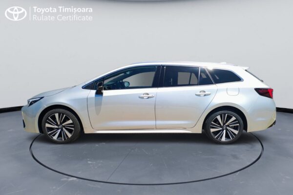 Toyota Corolla 1.8 Hybrid TS Dyn-1
