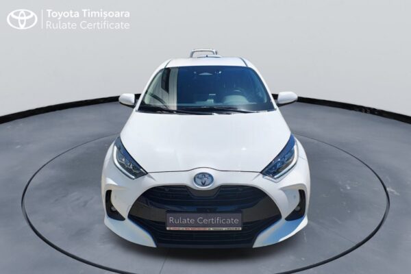 Toyota Yaris 1.5 HEV Business-3